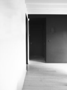 Comme Un Trait architecte d'intérieur LE MANS SARTHE Pays de la Loire réhabilitation et extension d'une maison d'habitation bardage bois brûlé Shou Sugi