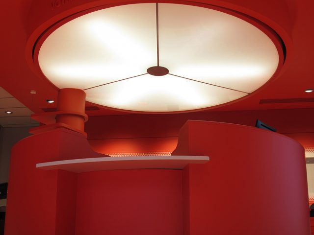 Comme Un Trait architecte le Mans aménagement d'un centre optique au Coudray